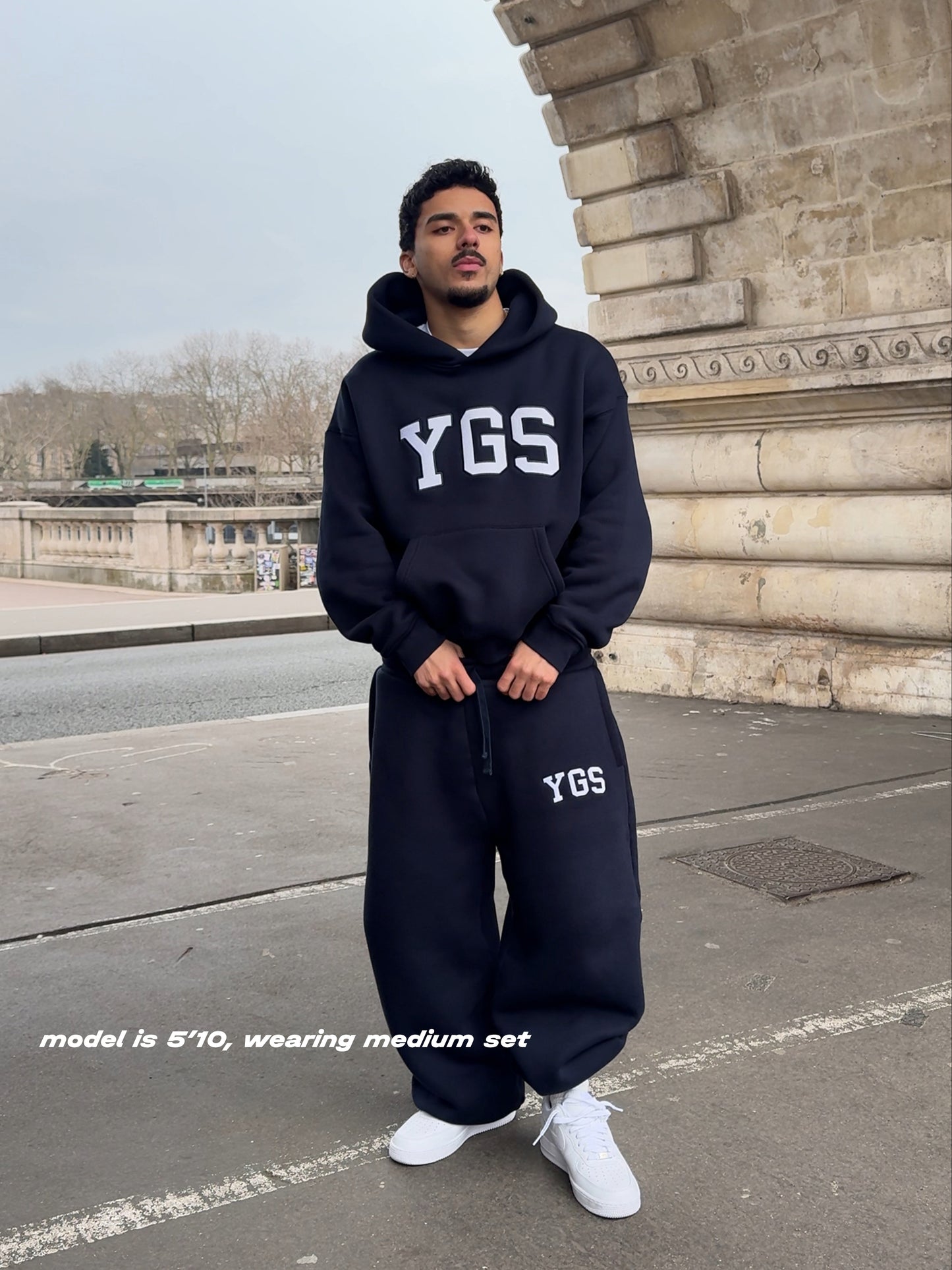 YGS CUFFED SWEATS (NAVY)